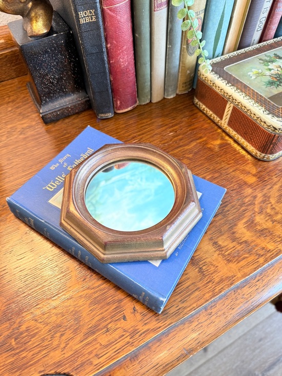 Vintage Octagonal Wall Mirror in Brown and Gold Tones - Picture 6 of 10